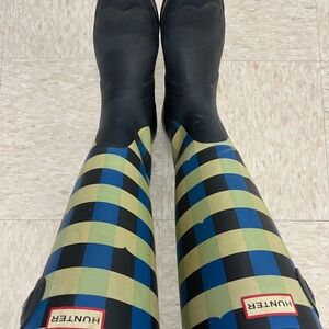 Hunter Blue and Cream Checkered Boots